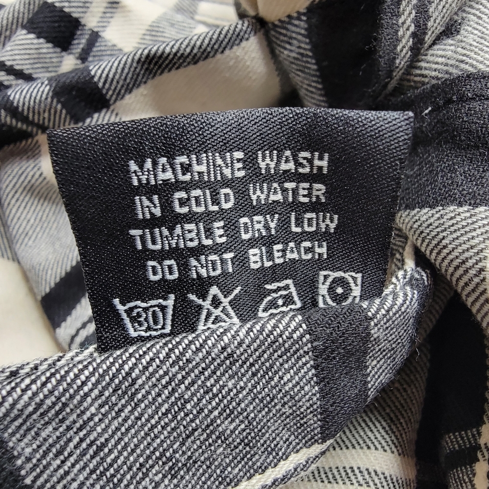 Minnesota twins logo Flannel. NEW - Picture 5 of 5